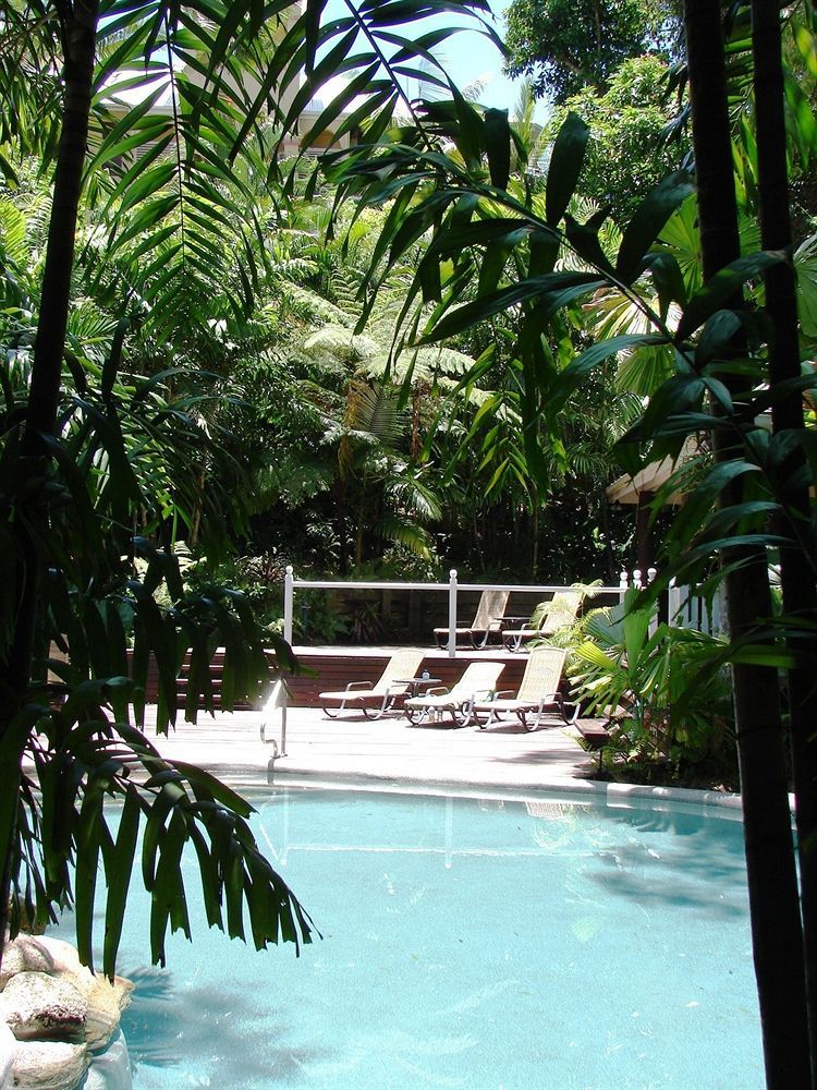 Palm Cove Tropic Apartments Eksteriør billede